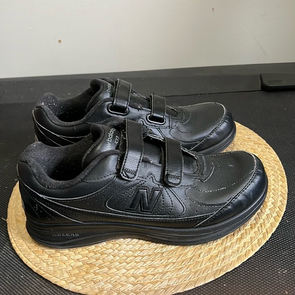 New balance 577 Leather Sneakers Size 9.5 - Picture 7 of 10
